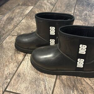 Ugg rain boots